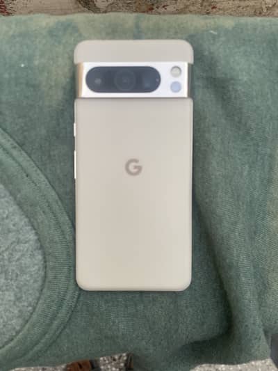 Google Pixel 8 Pro