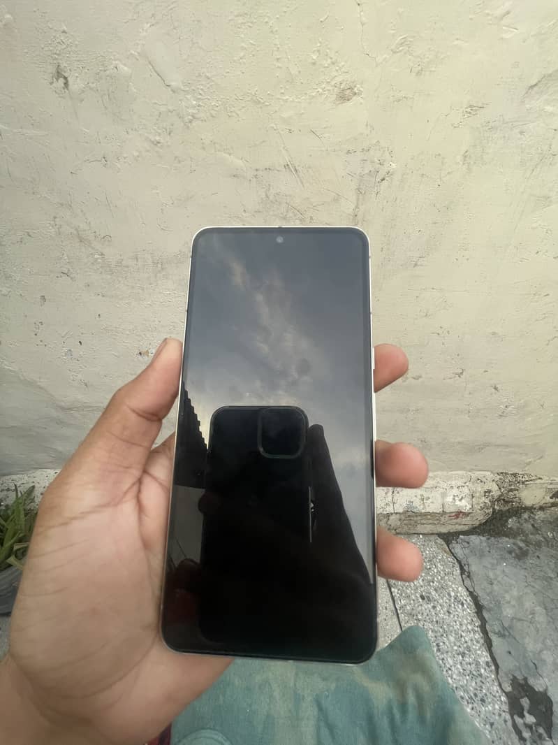 Google Pixel 8 Pro 2