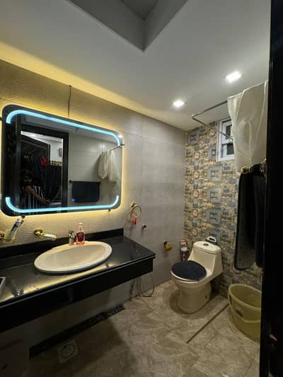 Luxury Flat For sale