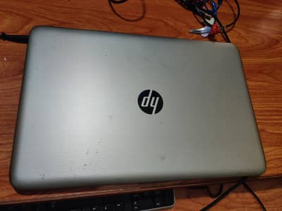 HP Notebook 15 6th Gen Core i5-6200U 8/256GB