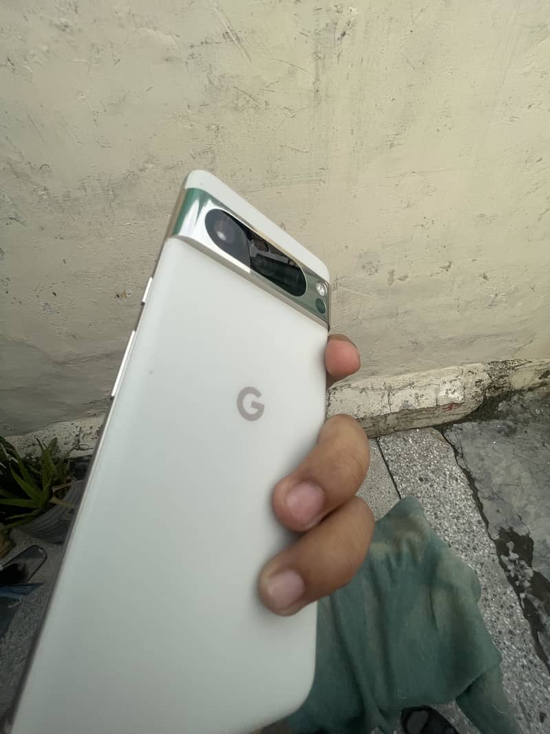 Google Pixel 8 Pro 0