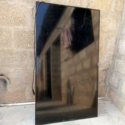 Akira 50" LED Panel Damage