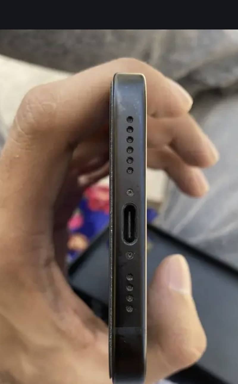 Apple iPhone 15 plus 3