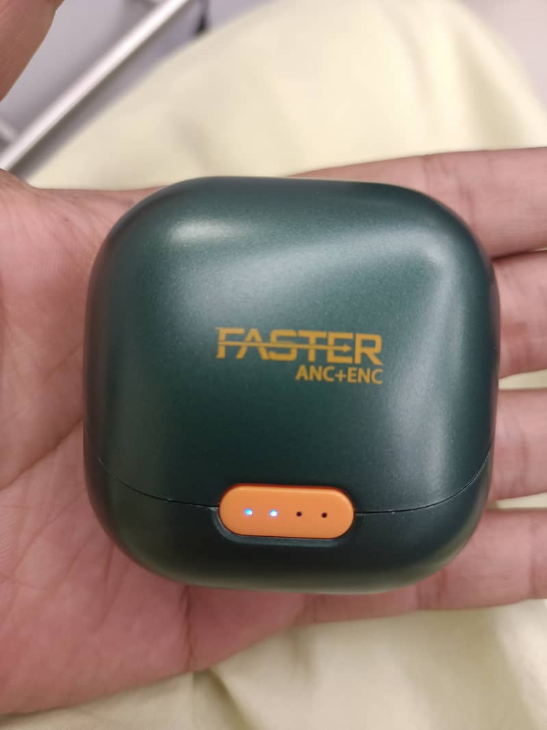 Faster buds Roar 0