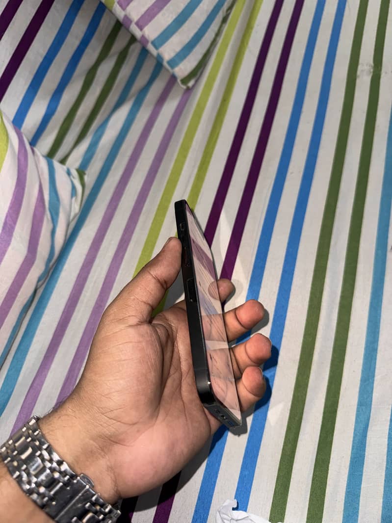 iPhone 13 Pro 3