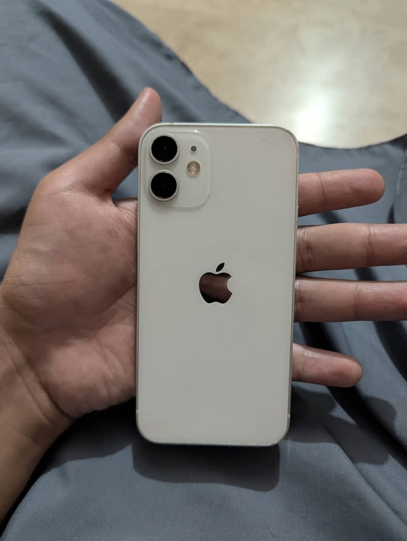 Apple iPhone 12 mini 8