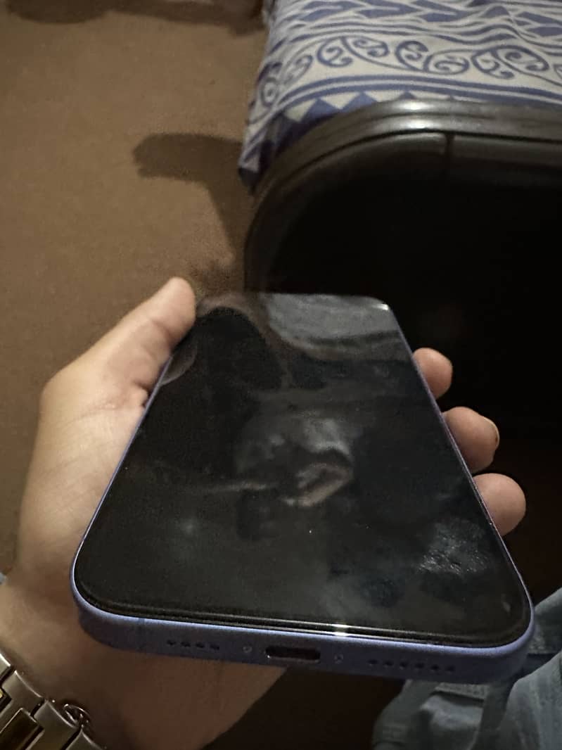 Apple iPhone 16 Plus 5