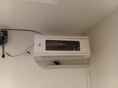 TP Link 24 port gigabit switch