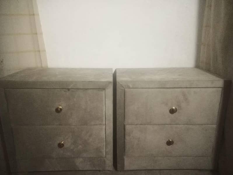 bed Sai table dressing table 1
