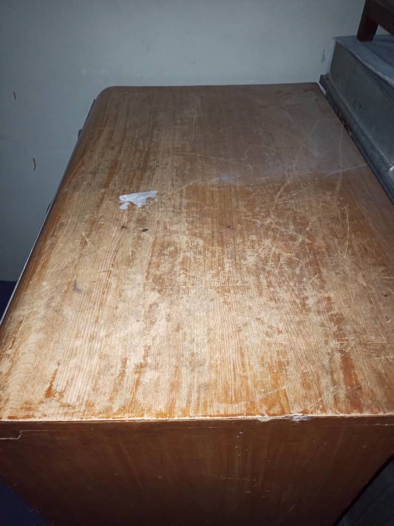 computer stand 0