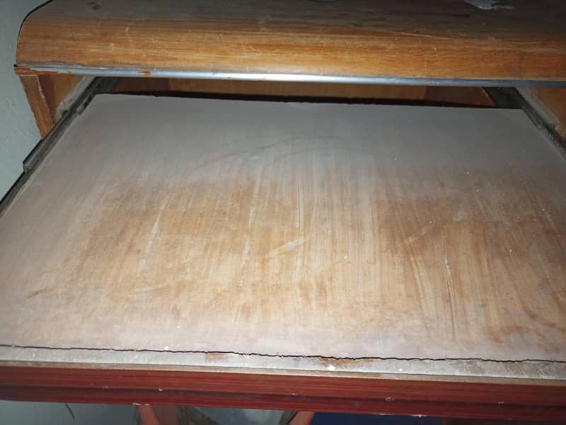 computer stand 2
