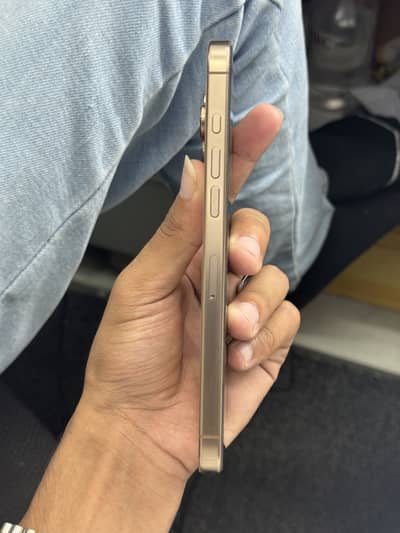 Apple iPhone 16 Pro Max