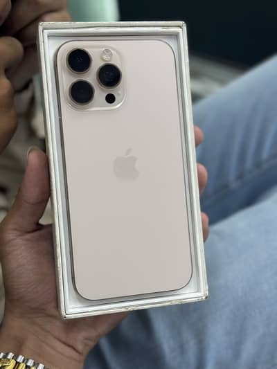 Apple iPhone 16 Pro Max