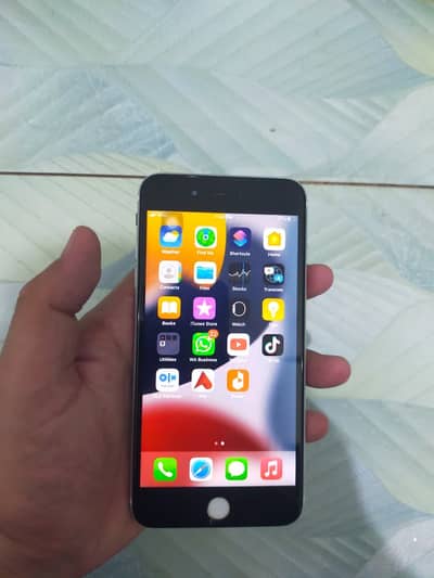 Apple iPhone 7 Plus for sale read add fixed price