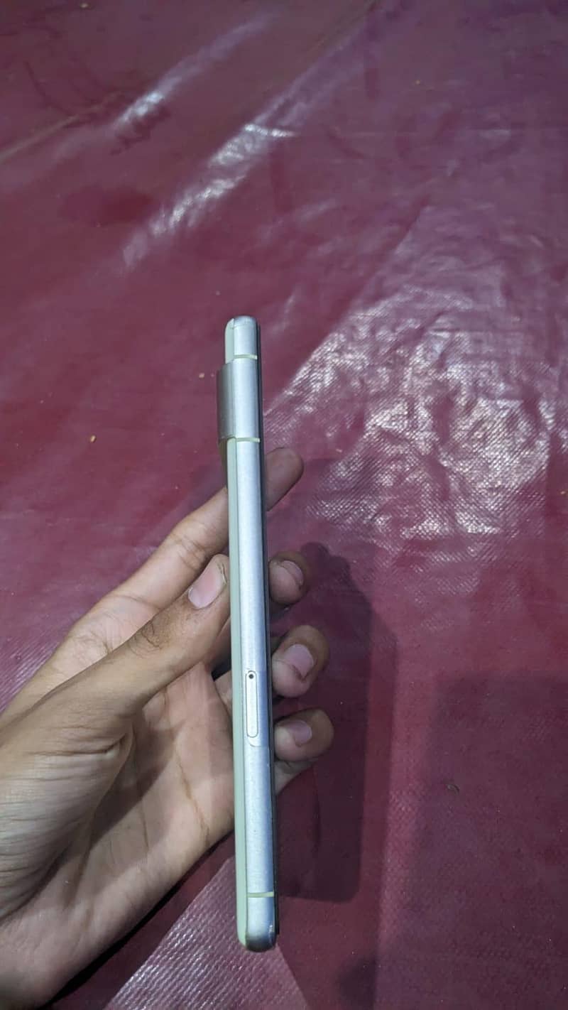 Google Pixel 7 5