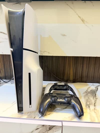 Ps5 slim disc edition 1 tb uae version 10 by 10