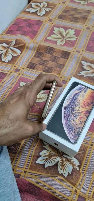 Apple iPhone XS 64GB memory PTA approved 0324=8193=404