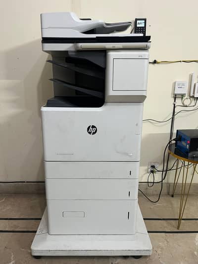 HP Color LaserJet Managed Flow MFP E67560 | 10/10 Condition | Like New
