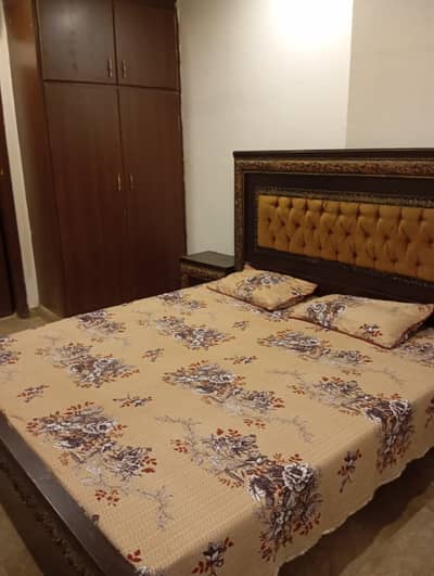 Bahria Town phase 4 civic center 1 bed apartment fully furnish available for rent
