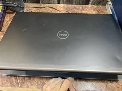 Dell laptop precision M6800