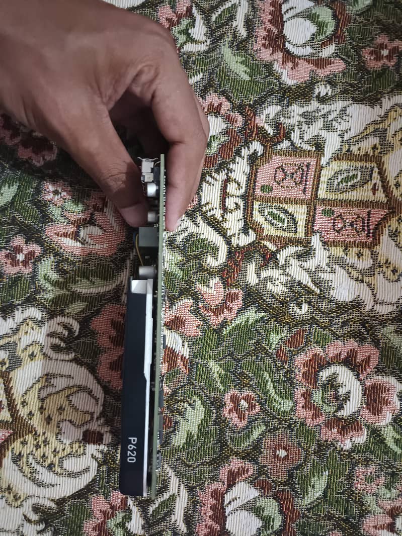 Nvidia Quadro p620 1