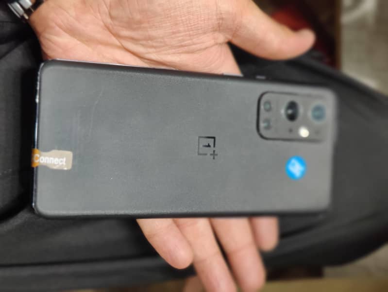 oneplus 9 pro 1