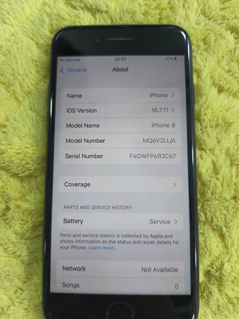 Apple iPhone 8 0