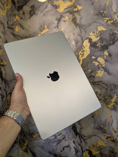  MacBook Pro 2021 (16-inch) – M1 Pro 32GB RAM 512GB Storage