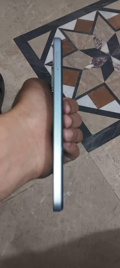 OPPO A18