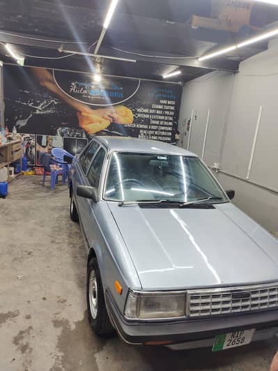 Nissan Sunny 1985