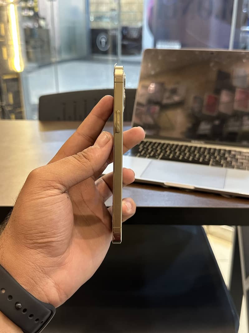 Iphone12Pro 2