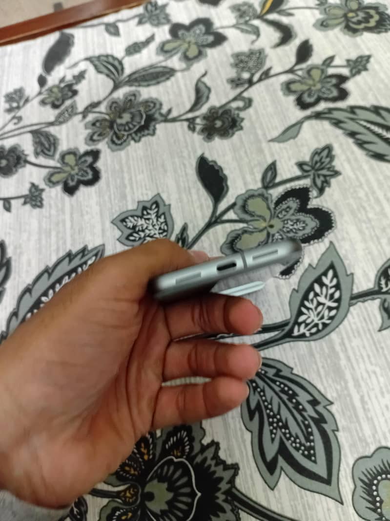 google pixel 8 3