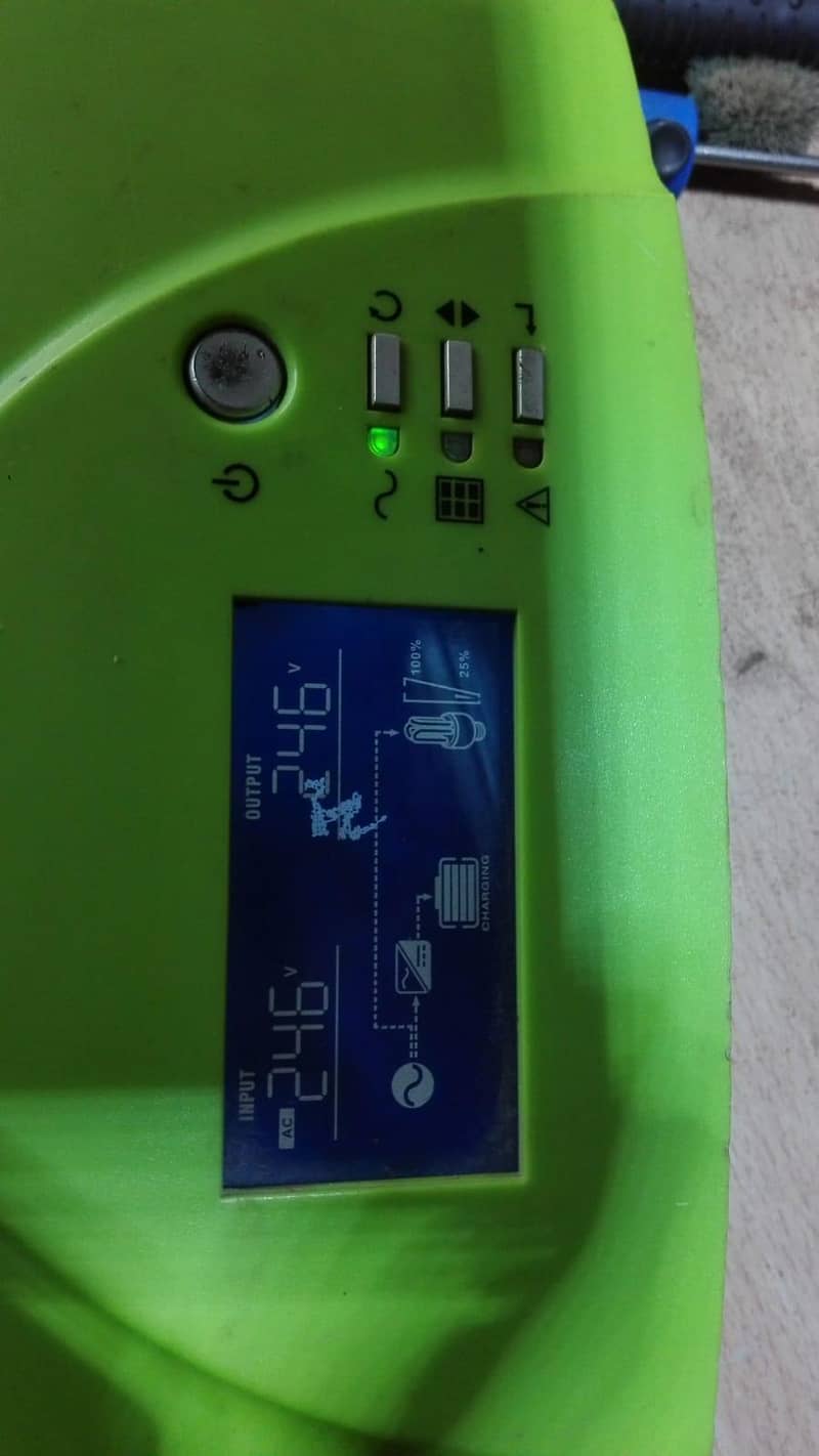 12v ups 1