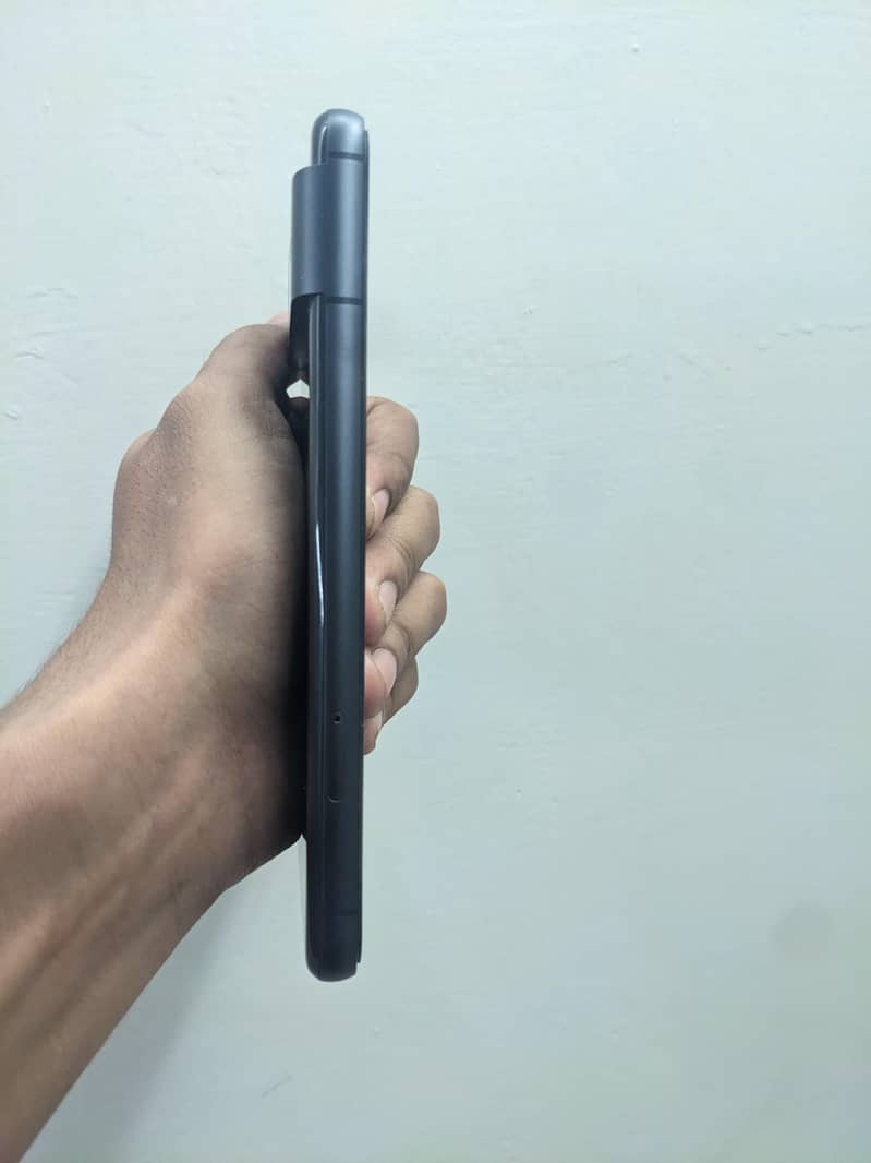 Google Pixel 8 6