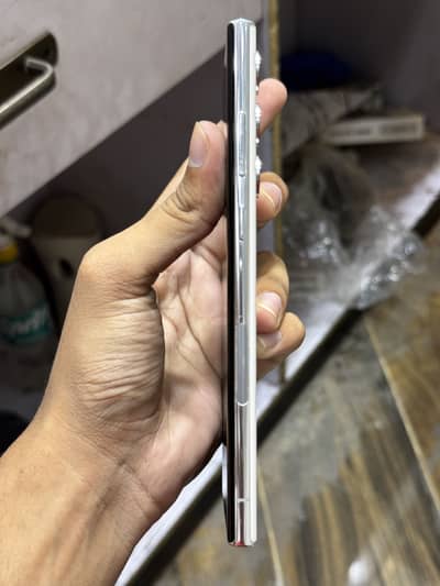 Samsung Mobile S22 Ultra