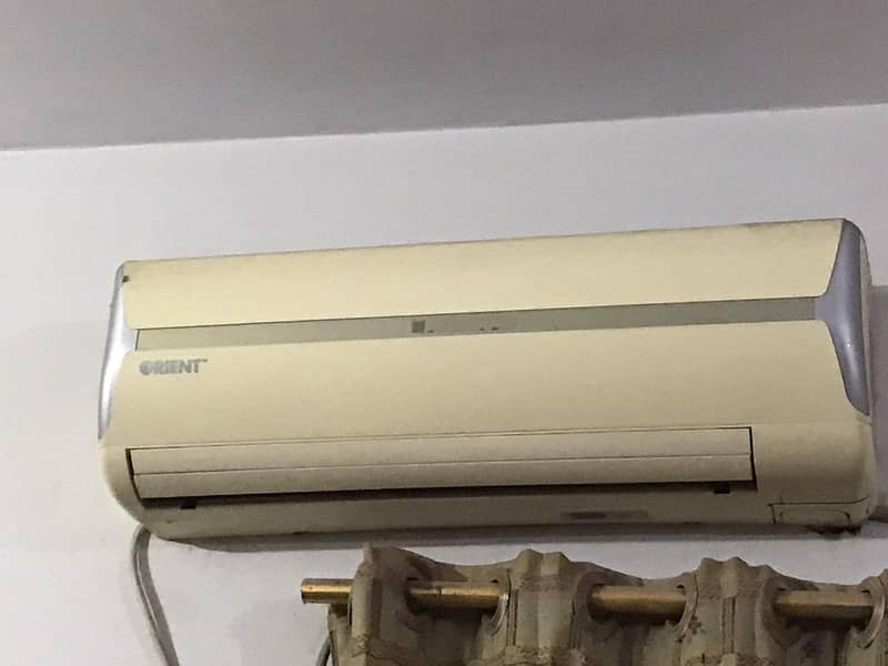 two split ac 1