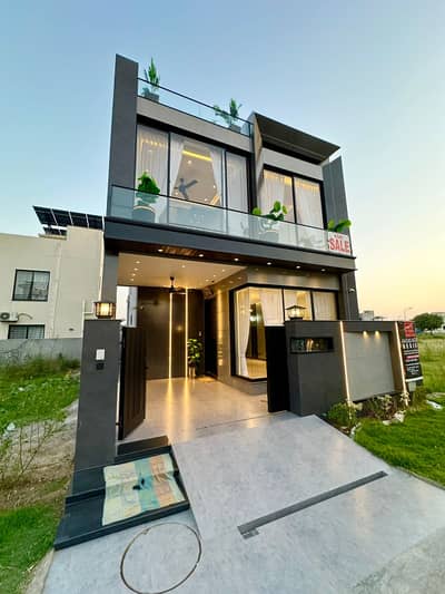 Luxury 5 Marla House Available on Rent