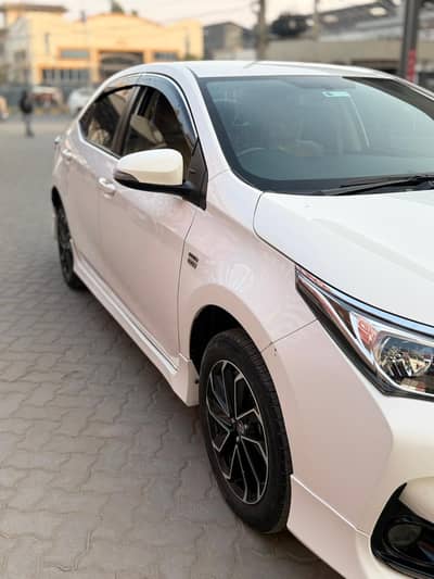Toyota Corolla Altis 1.6 2023