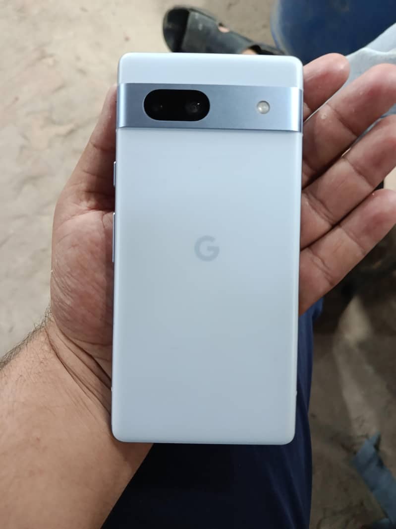 Google Pixel 7a 4
