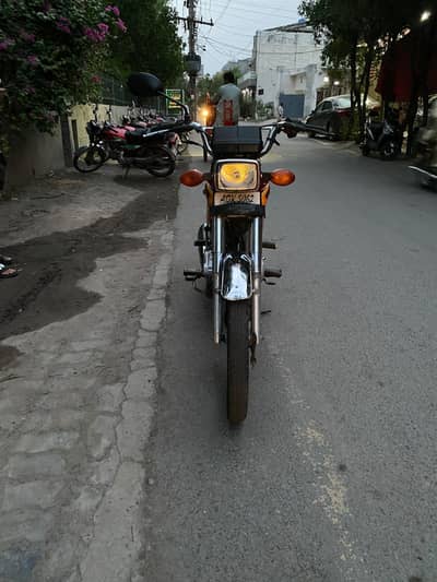 Honda CG 125 Model 2021,Total Genuine condition