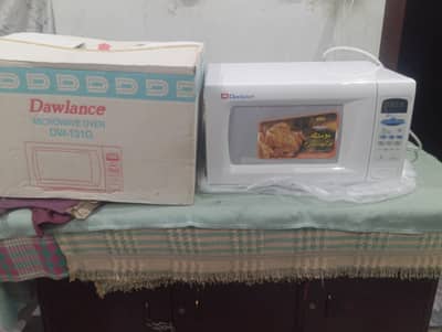 A dawalance micro weave oven