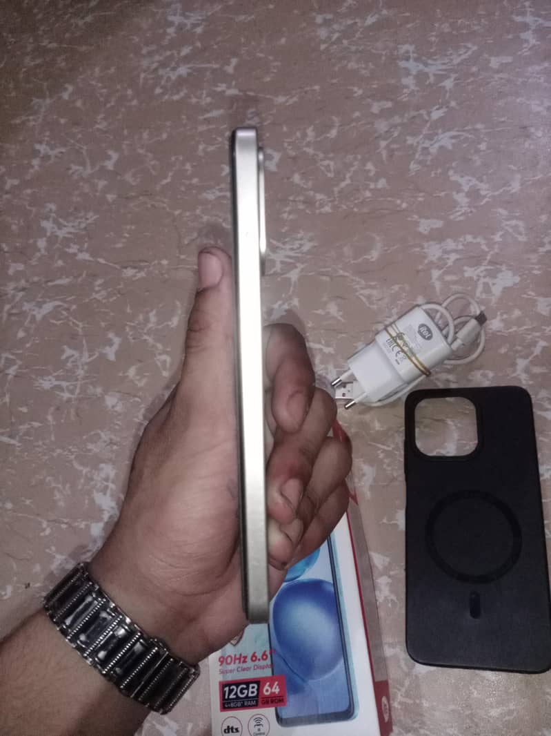 ITEL A100C 4