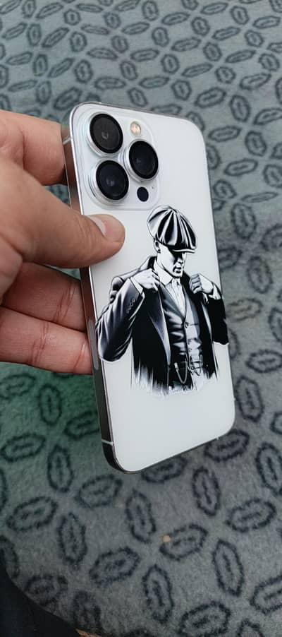 iphone 13pro non pta white color  whstapp 03313867811