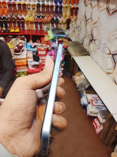 OPPO A18