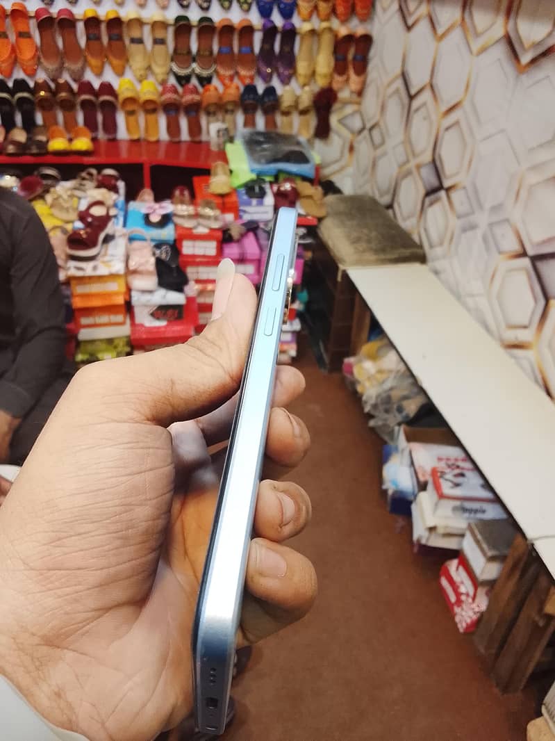 OPPO A18 0