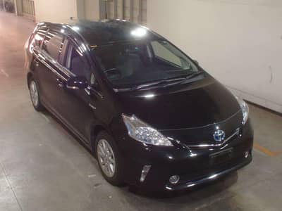 prius alpha 7 seater. 4 grade
