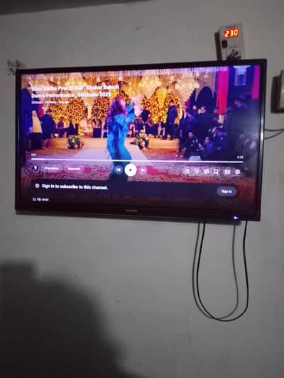 samsung 32 inch LCD full hd
