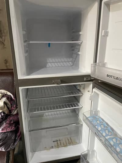 haier medium size fridge ha