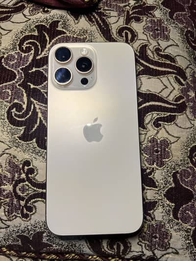 Apple iPhone 16 Pro Max