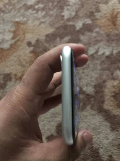 Apple iPhone XR